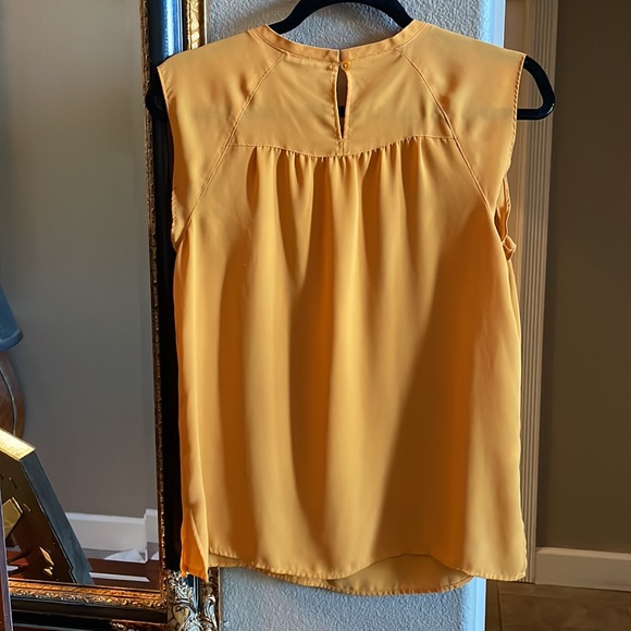 Loft outlet sleeveless blouse - Picture 4 of 4